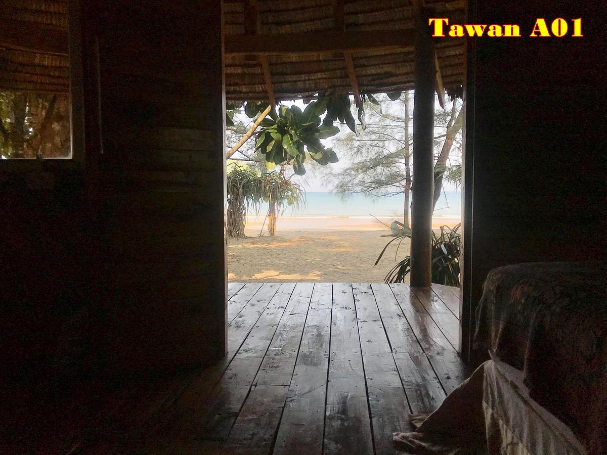 Tawan Bar And Bungalow Ξενοδοχείο Ko Phra Thong Εξωτερικό φωτογραφία